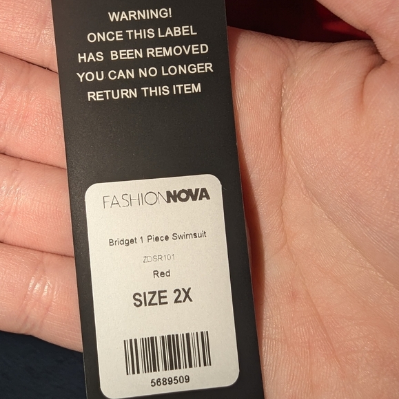 Fashion Nova 2x red one piece swimsuit - Picture 4 of 6